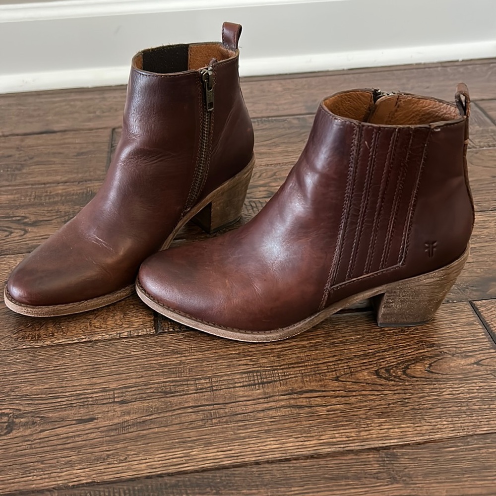 Frye Chelsea Alton Bootie